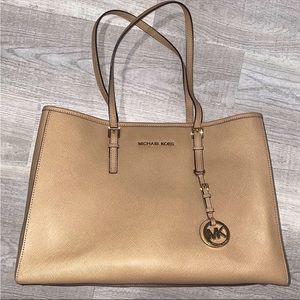 Michael Kors | Jet Set Travel Large Tote Bag